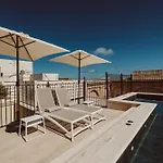 San Karlu 4*