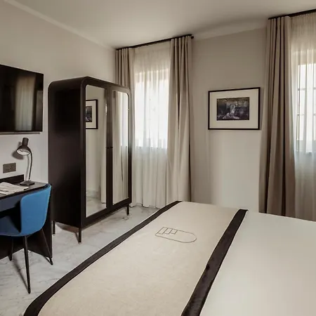 San Karlu Hotel 3*
