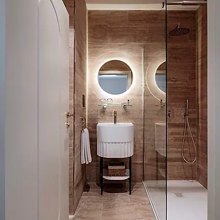 San Karlu 4*