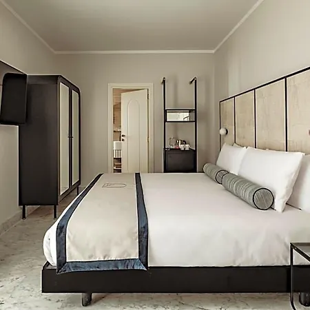 San Karlu Hotell 4*